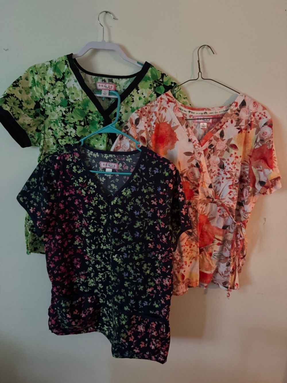 koi assorted Scrub Tops- lot of 3- like new!
*2 pink tops are SOLD